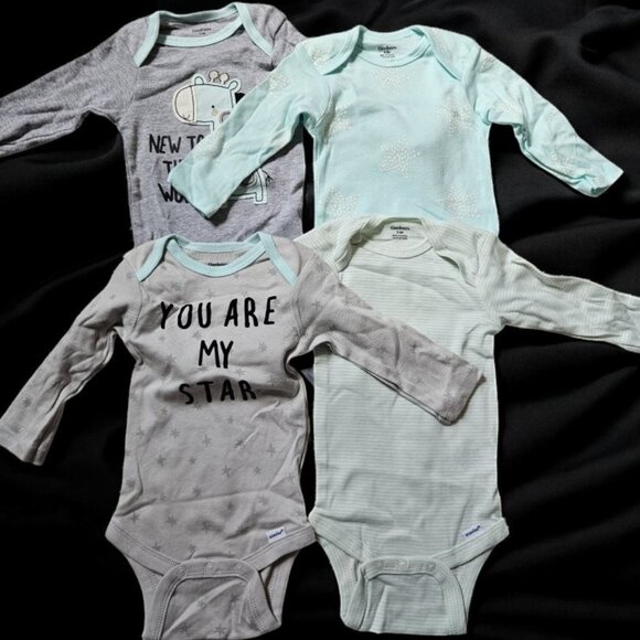 BRAND NEW Lot of GERBER Long Sleeved Bodysuits Boys Size 6-9 months - Picture 8 of 8